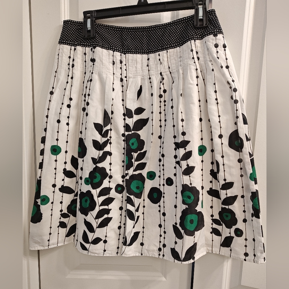 Beautiful Black & Green Flowers and White Skirt, Size 8, by AB Studio w/lining.